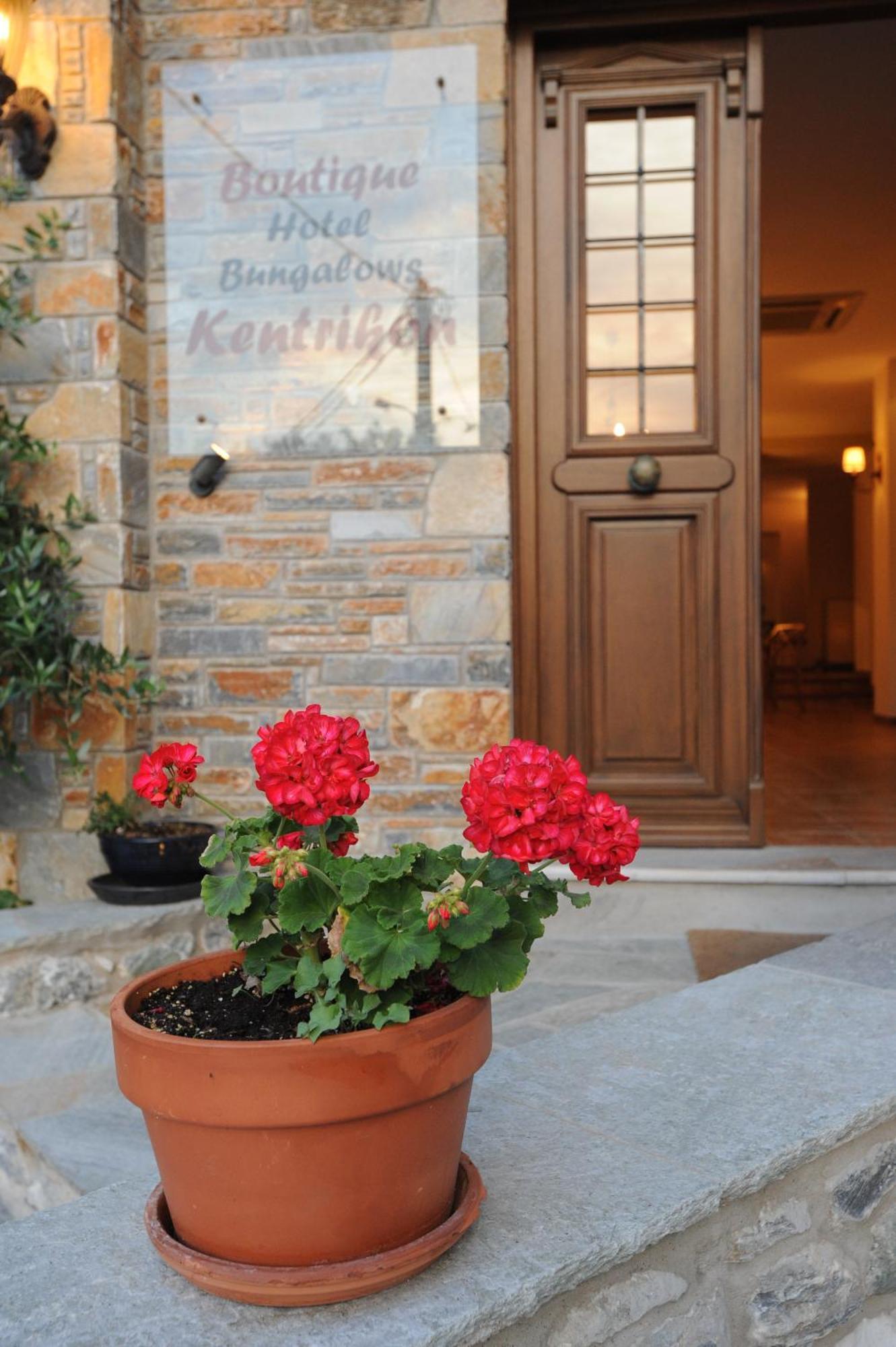 Boutique Hotel Kentrikon & Bungalows Agios Ioannis  Exterior foto
